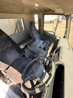 2008 Mitsubishi Fuso Fighter Fk 4X2 8 Pallet Fridge Truck