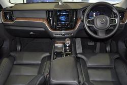 2023 Volvo XC60 Ultimate B5 Bright