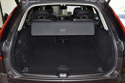 2023 Volvo XC60 Ultimate B5 Bright