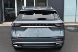 2025 Jaecoo J8 Track