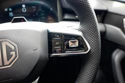 2025 MG MGS5 EV Essence 62