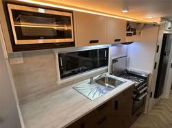 2025 VICTORY CARAVANS Trophy 20.6