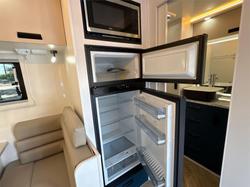 2025 VICTORY CARAVANS Trophy