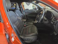 2022 Renault Arkana R.S. Line