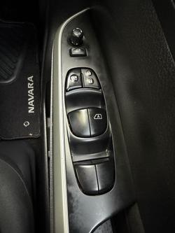 2020 Nissan Navara ST-X