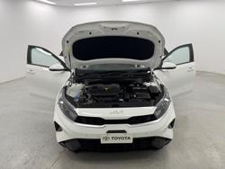 2023 Kia Cerato S BD MY24 Clear White