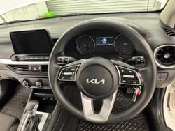 2023 Kia Cerato S BD MY24 Clear White