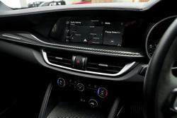 2022 Alfa Romeo Stelvio Quadrifoglio