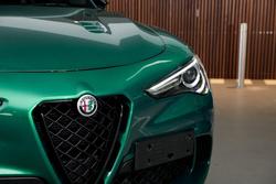2022 Alfa Romeo Stelvio Quadrifoglio