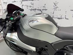 2018 Kawasaki Ninja ZX-10R ABS Ninja Grey