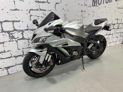 2018 Kawasaki Ninja ZX-10R ABS Ninja Grey