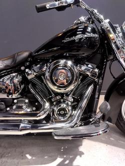 2018 Harley-Davidson Deluxe 107 (FLDE) Softail Black