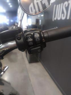 2018 Harley-Davidson Deluxe 107 (FLDE) Softail Black