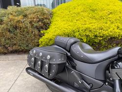 2019 Indian CHIEF DARK HORSE ThunderBLACKSmoke