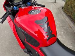 2013 Honda CBR1000RR (FIREBLADE) Red
