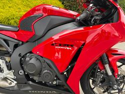2013 Honda CBR1000RR (FIREBLADE) Red