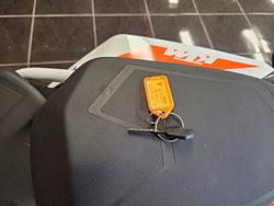 2022 Ktm 390 DUKE WHITE