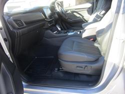 2025 Isuzu MU-X LS-T