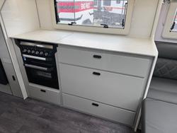 2025 JB Caravans Scorpion Sting Air 23'6 Rd Club