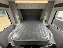 2025 JB Caravans Scorpion Sting Air 23'6 Rd Club