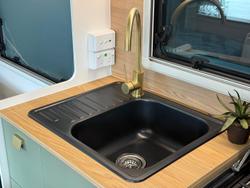 2025 New Age Caravans Manta Ray Mr16er Adventurer