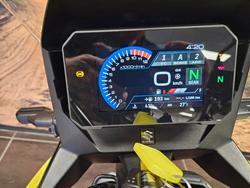 2024 Suzuki V-STROM 800 (DL800RQ) YELLOW