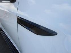 2025 Isuzu MU-X LS-T