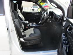 2025 Isuzu MU-X LS-T