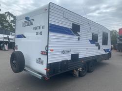 2021 Viscount V3 Caravan