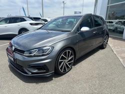 2017 Volkswagen Golf R