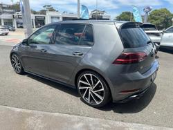 2017 Volkswagen Golf R
