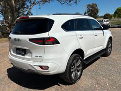 2023 Isuzu MU-X LS-T