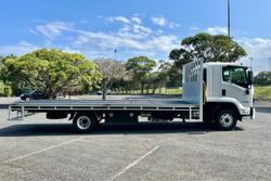 2025 Isuzu F Series FRR 110-240 AM R52