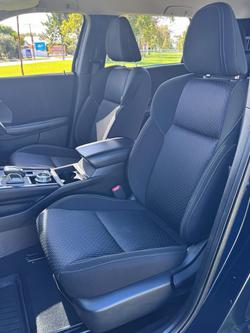 2022 Mitsubishi Outlander ES