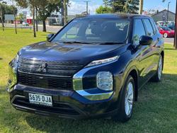 2022 Mitsubishi Outlander ES