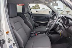 2019 Suzuki Swift GL Navigator