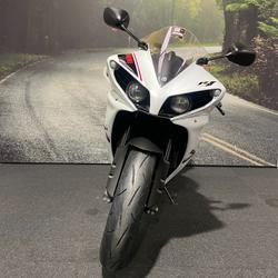 2014 Yamaha YZF-R1 White
