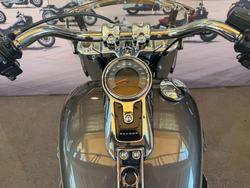 2023 Harley-davidson FLFBS FAT BOY S (114) GREY HAZE SILVER FORTUNE