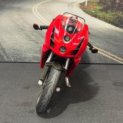 2004 DUCATI 749 Red