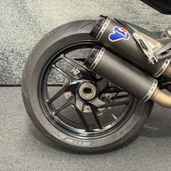 2014 DUCATI MONSTER 1200 Red