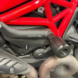 2014 DUCATI MONSTER 1200 Red