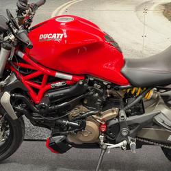2014 DUCATI MONSTER 1200 Red