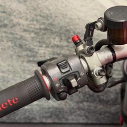 2014 DUCATI MONSTER 1200 Red