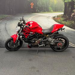 2014 DUCATI MONSTER 1200 Red