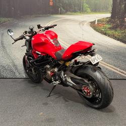2014 DUCATI MONSTER 1200 Red
