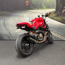 2014 DUCATI MONSTER 1200 Red