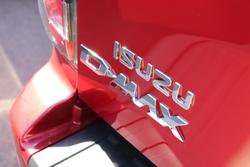 2025 Isuzu D-MAX X-TERRAIN