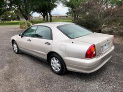2003 Mitsubishi Magna Executive
