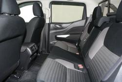 2023 Nissan Navara ST