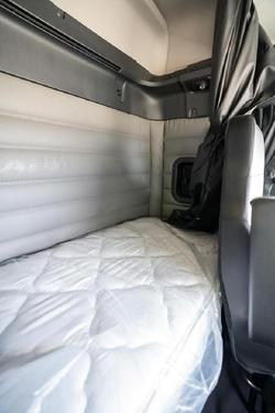 2024 Freightliner Cascadia 116 White